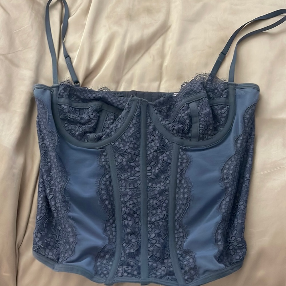 URBAN OUTFITTERS blue corset top💙
